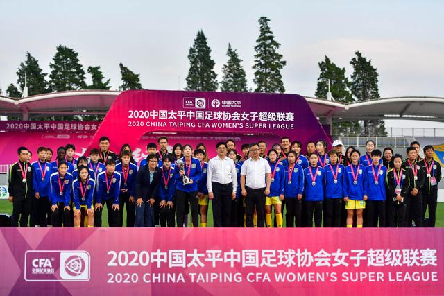 西班牙队世界杯大名单揭晓：巴萨8人皇马零人，历史数据引发热议